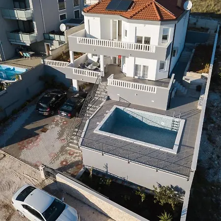 Villa Kathy *