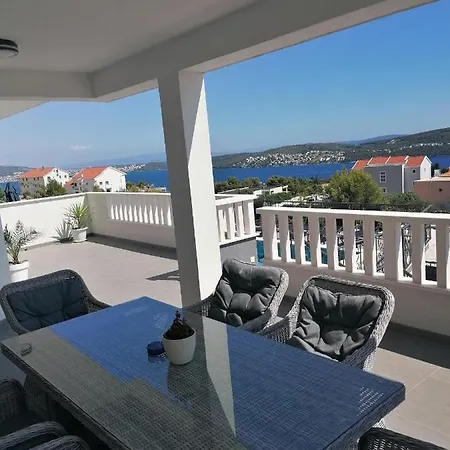 Villa Kathy Seget Vranjica